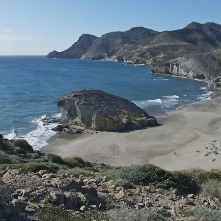 Casita Malvinas En De Con Piscina